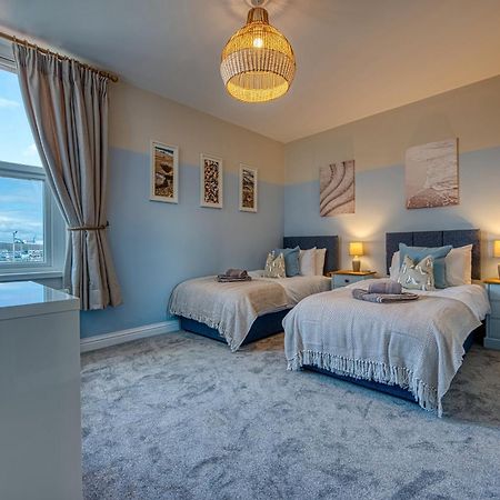 2 Bedrooms Modern, Stunning & Stylish Contractor House, Prime Portsmouth Location With Free Parking Permit, Summer Special Offer!! - By Blue Puffin Stays Exterior photo